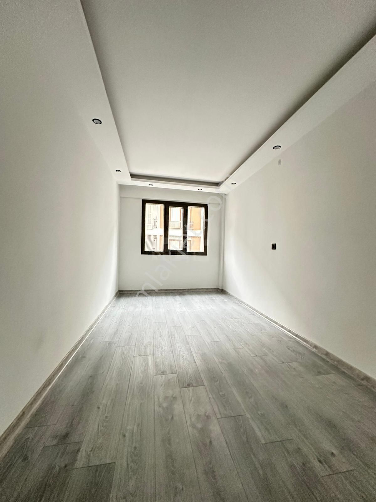 Manisa Muradiye Mah.cumhuriyet Meydanı Cvr3+1 Lüx Sıfır Arakat - Görsel 21