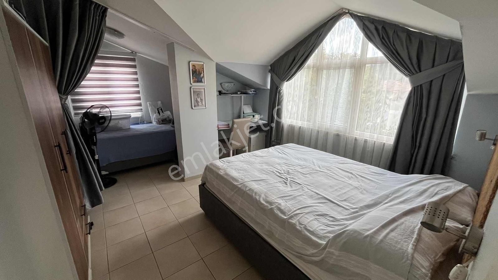 Marina Ve Çarşıya Yakın Manzaralı Bakımlı Dubleks Daire - Görsel 5