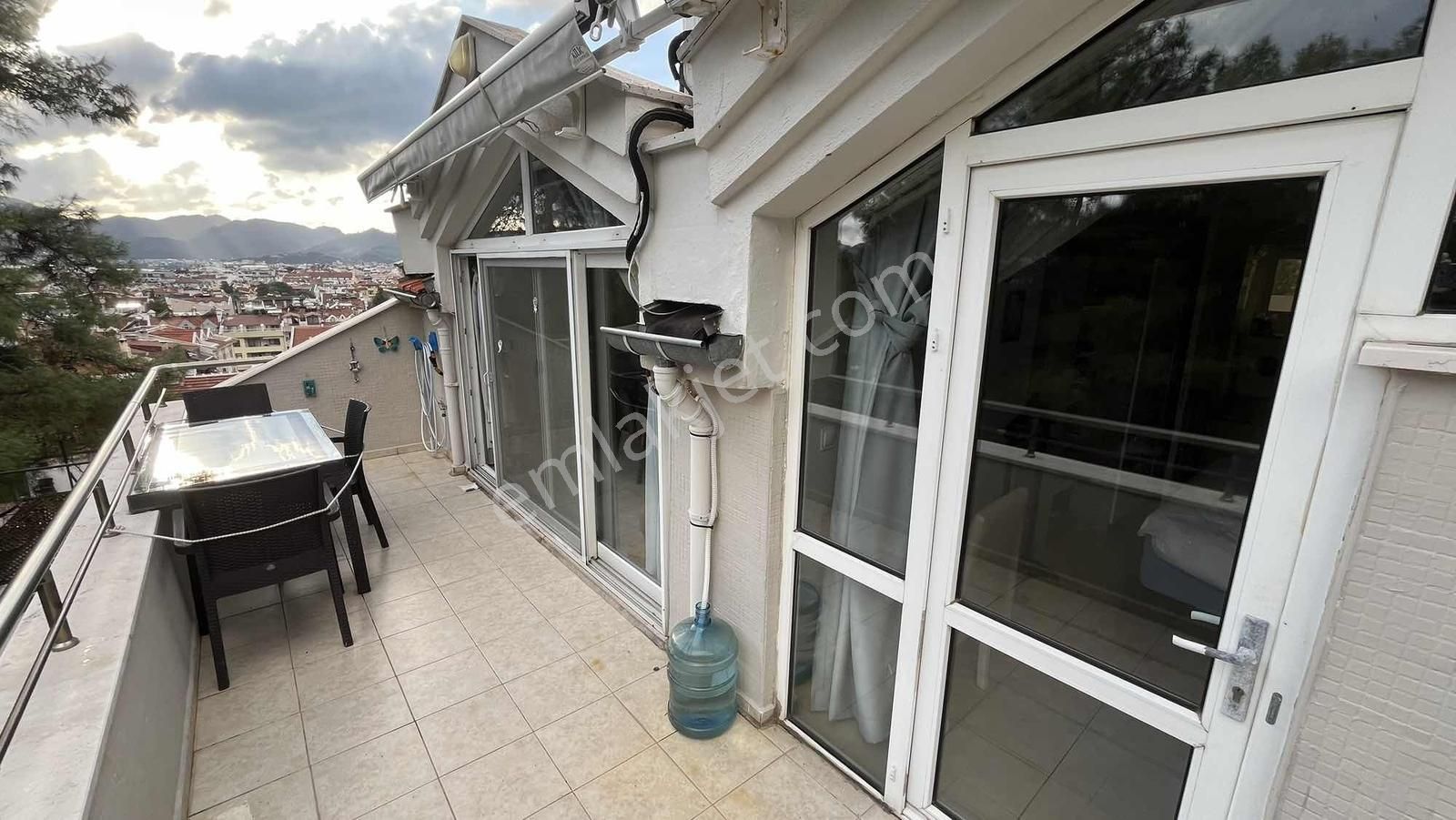 Marina Ve Çarşıya Yakın Manzaralı Bakımlı Dubleks Daire - Görsel 25