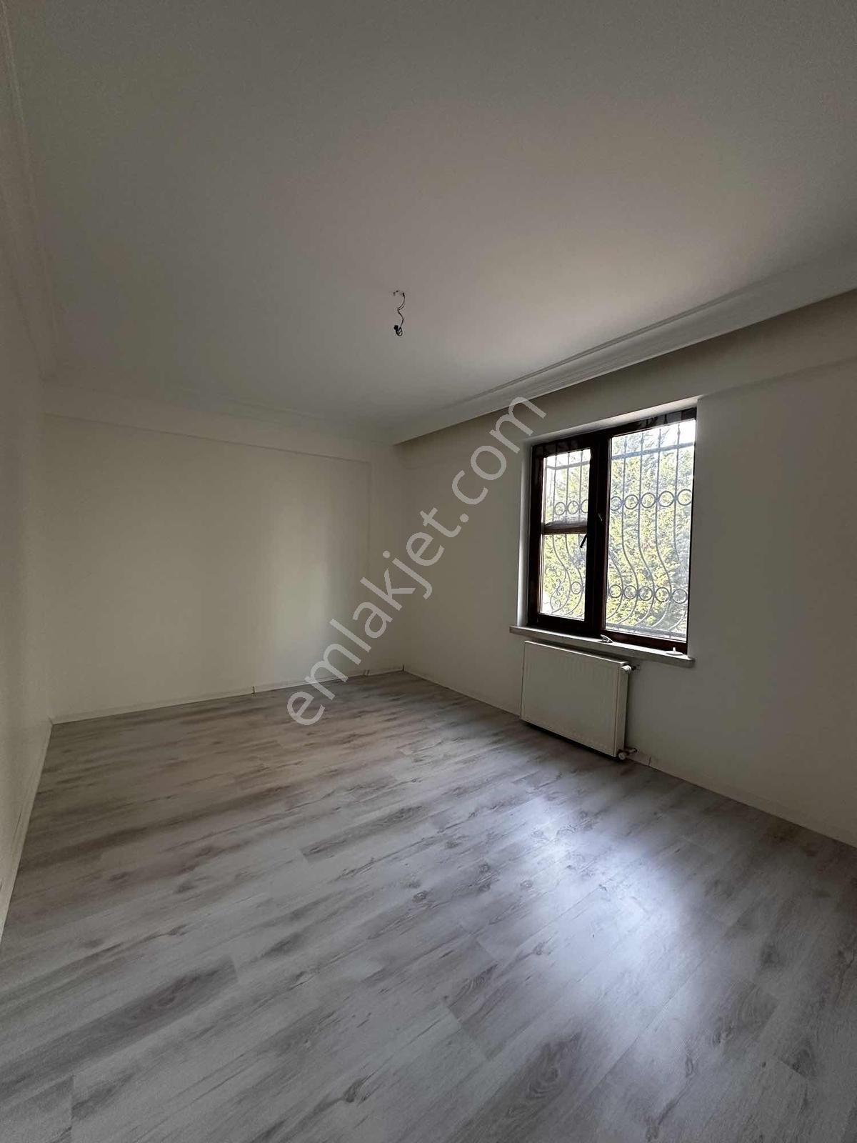 Afyon Özsu Emlak'tan Selçuklu Mahallesinde 4+1 Kiralık Daire - Görsel 9