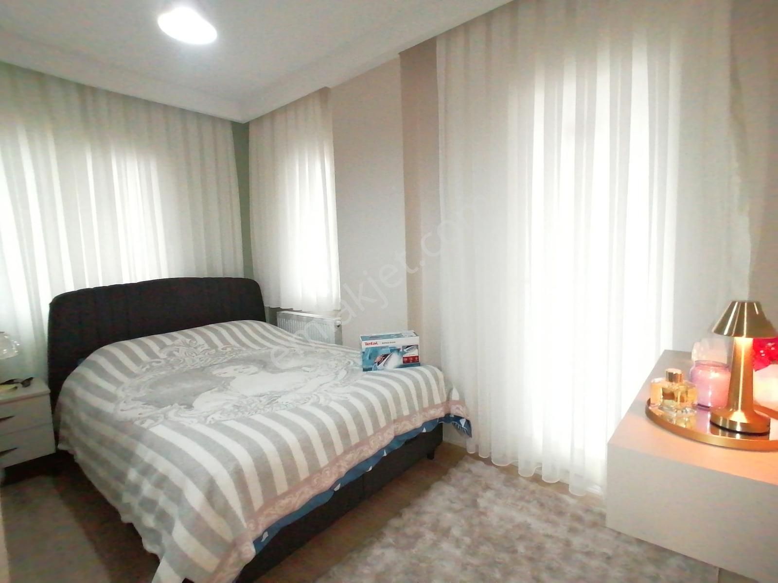 Emfadan Baraj Yolunda D.gazlı Sıfır Ultra Lüks Eşyalı 1+1 Daire - Görsel 2