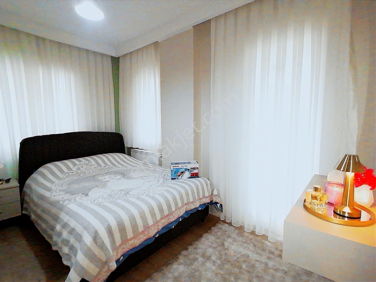 Emfadan Baraj Yolunda D.gazlı Sıfır Ultra Lüks Eşyalı 1+1 Daire - Görsel 27