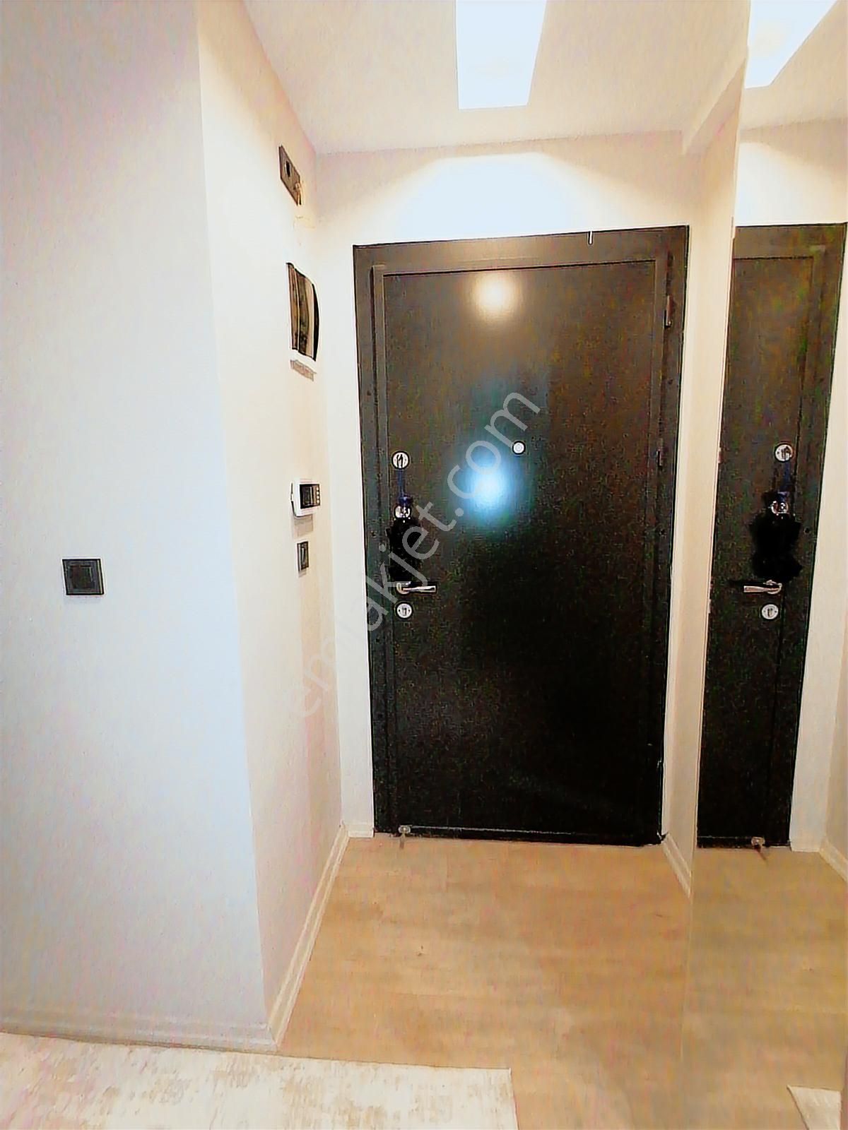 Emfadan Baraj Yolunda D.gazlı Sıfır Ultra Lüks Eşyalı 1+1 Daire - Görsel 15