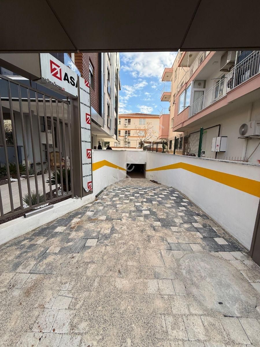 Bahçelievlerde Denize Yürüme Mesafesinde Sıfır 2+1 Lüks Satılık - Görsel 16
