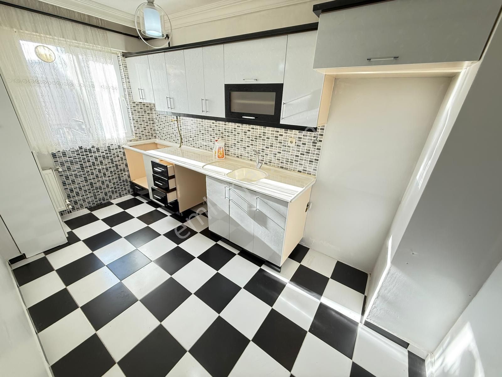 Doğan Emlak Group’tan İlkadım Fevziçakmak’ta 3+1 1.kat Kiralık - Görsel 2