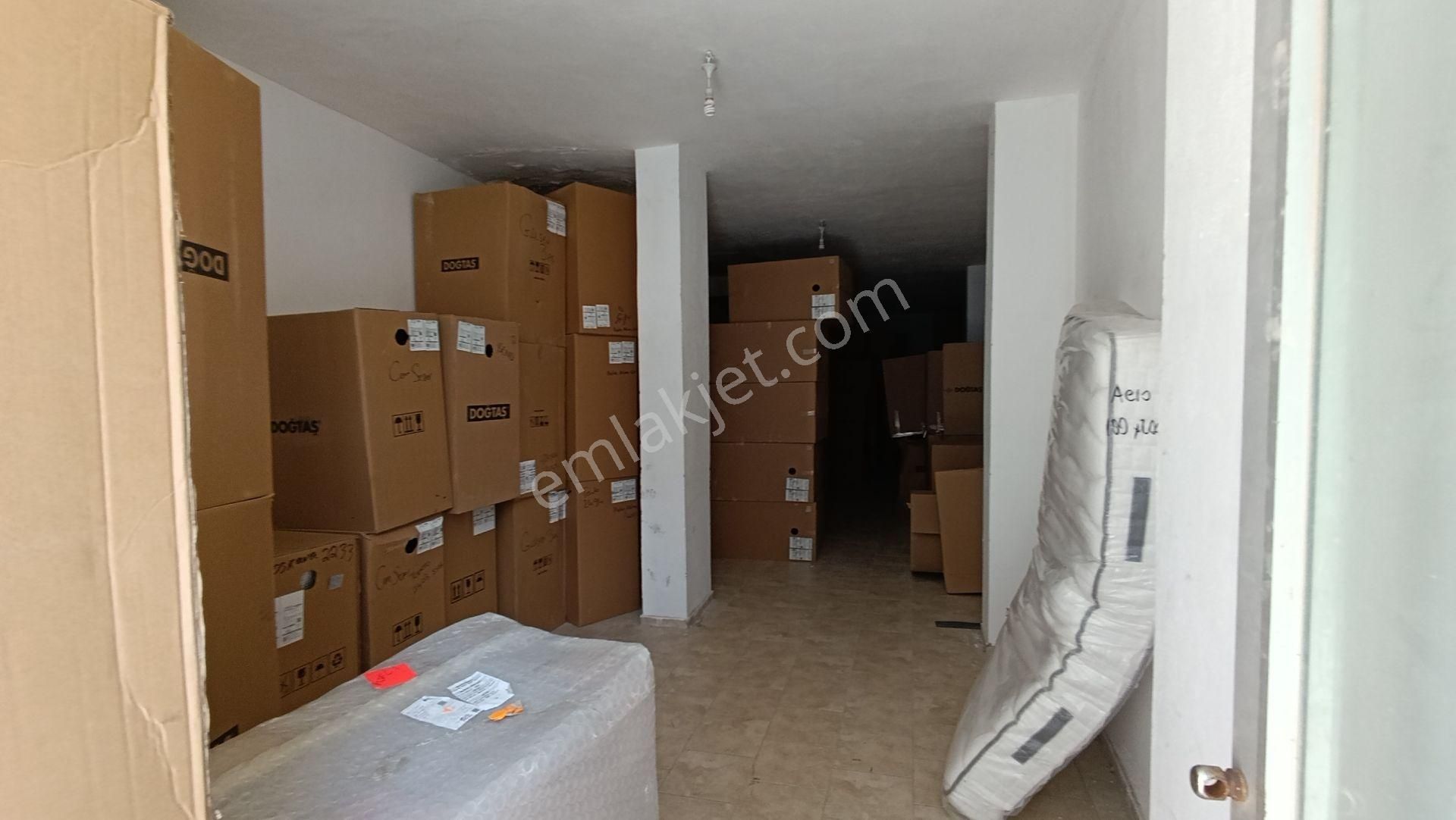 Pendik Esenyalı Kiralık Uygun Ana Cadde Yol Üstü Düz Ayak 250m2 Dükkan Spotaj Yok Fatura Kesilir - Görsel 29