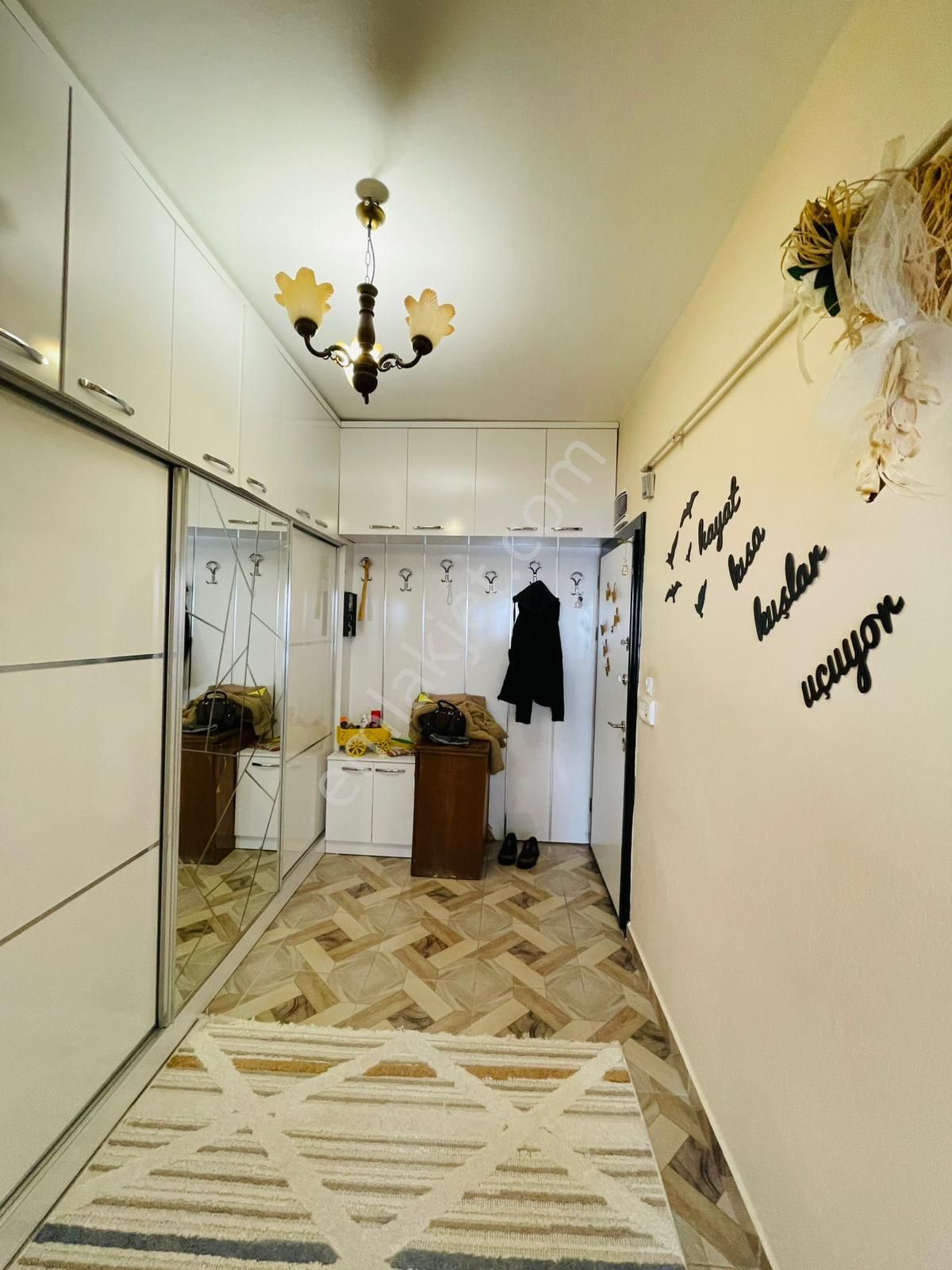 Elisa Gyo/ İldem 3 De Ful Yapılı 3+1 Güney Cephe Satılık Fırsat Dairesi - Görsel 13