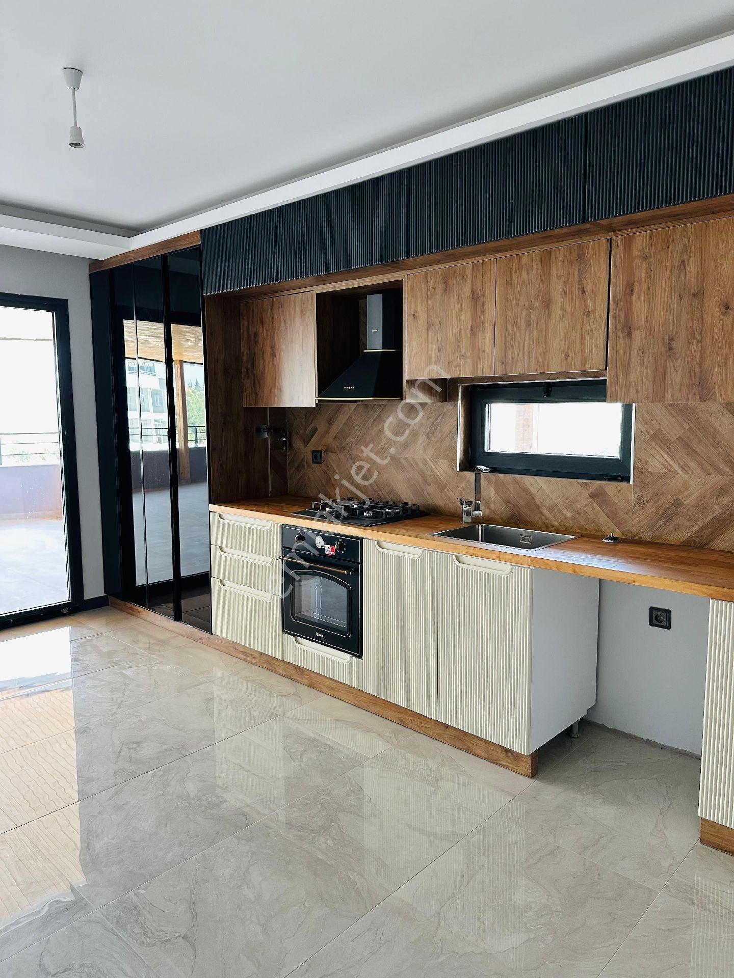 Çınarlıda Bulvar Üstü Ultra Lüks Satılık 2+1 Kapalı Mutfak Daire - Görsel 4