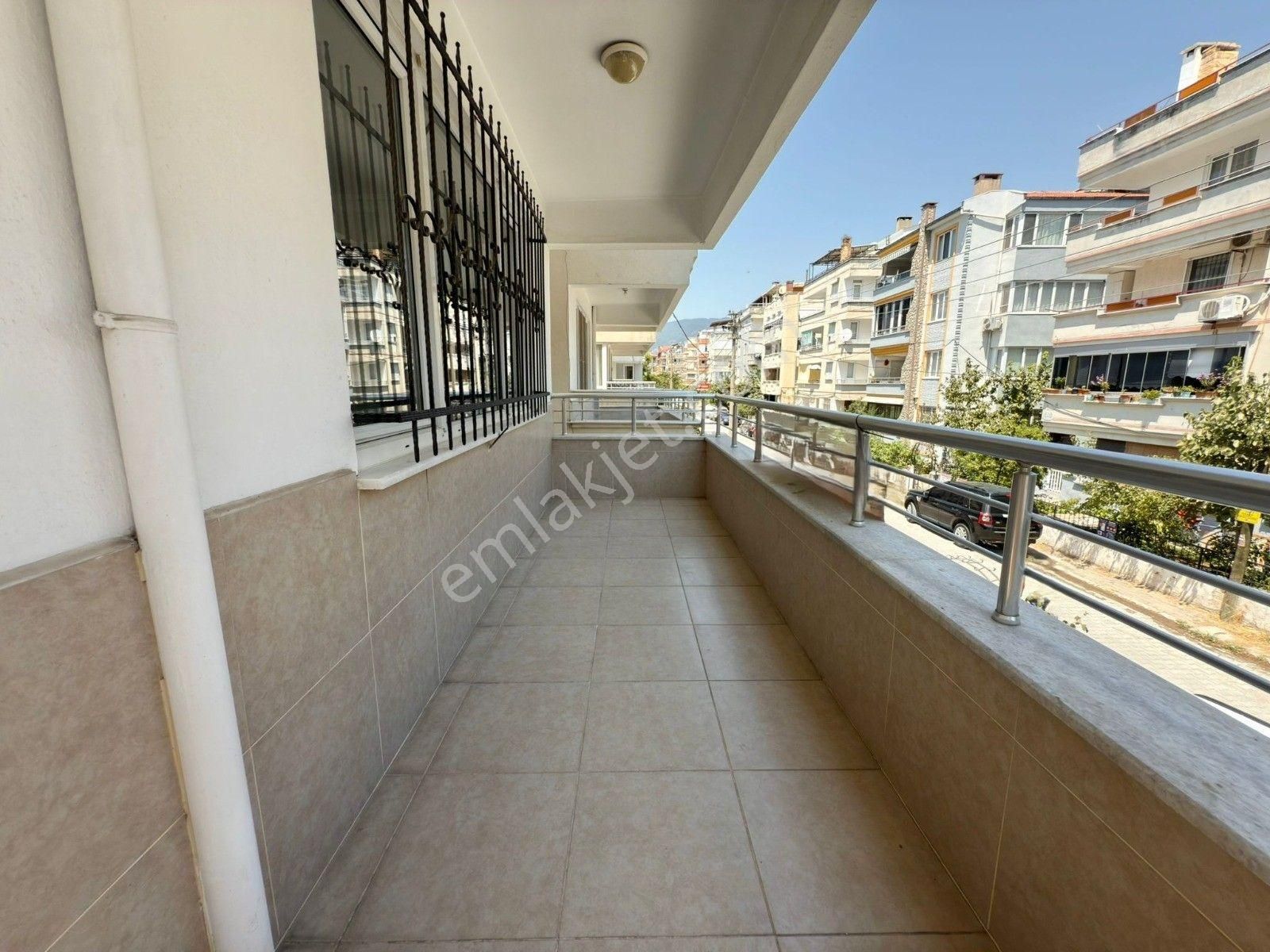 Artı Emlaktan Akçay Merkezde Satılık 3+1 Masrafsız Ara Kat Daire - Görsel 12
