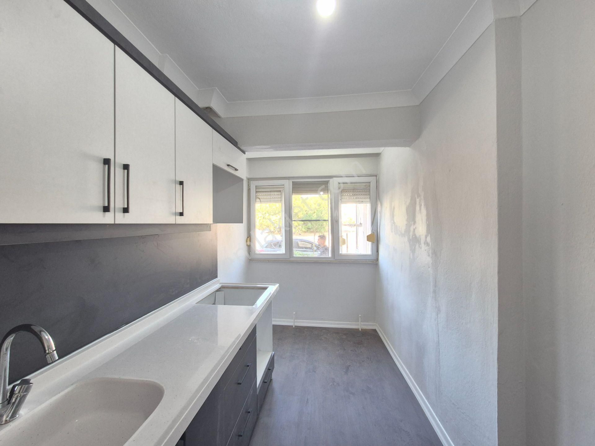 Artı Emlak'tan Akçay Merkez'de Satılık 2+1 Yüksek Giriş Daire