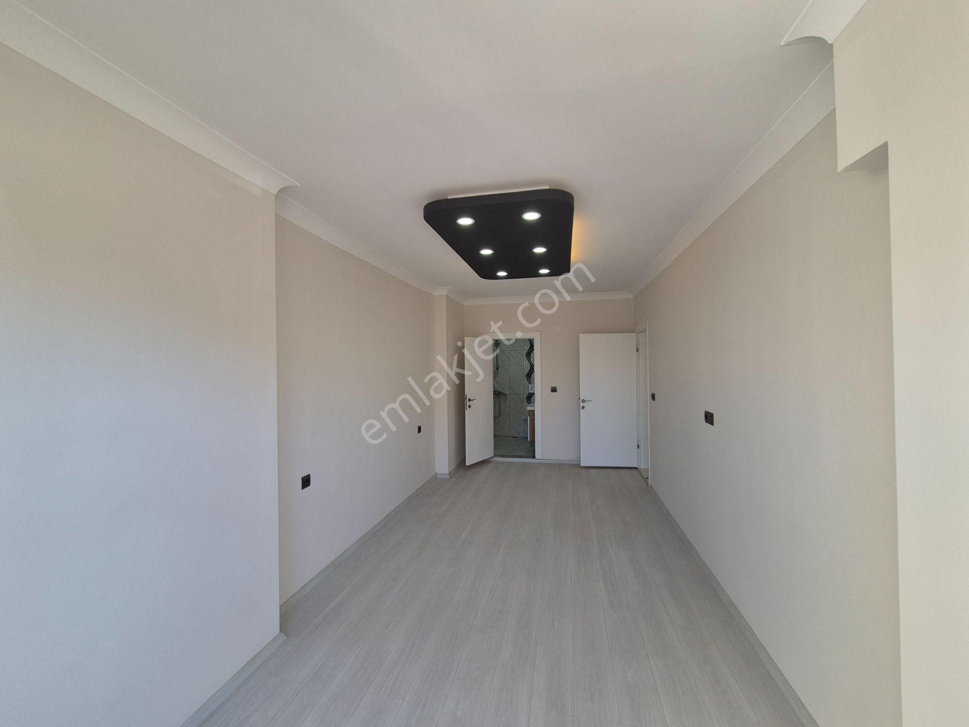Akçay Artı Emlak'tan Altınkum'da Ebeveyn Banyolu 2+1 Lüks Daire - Görsel 32
