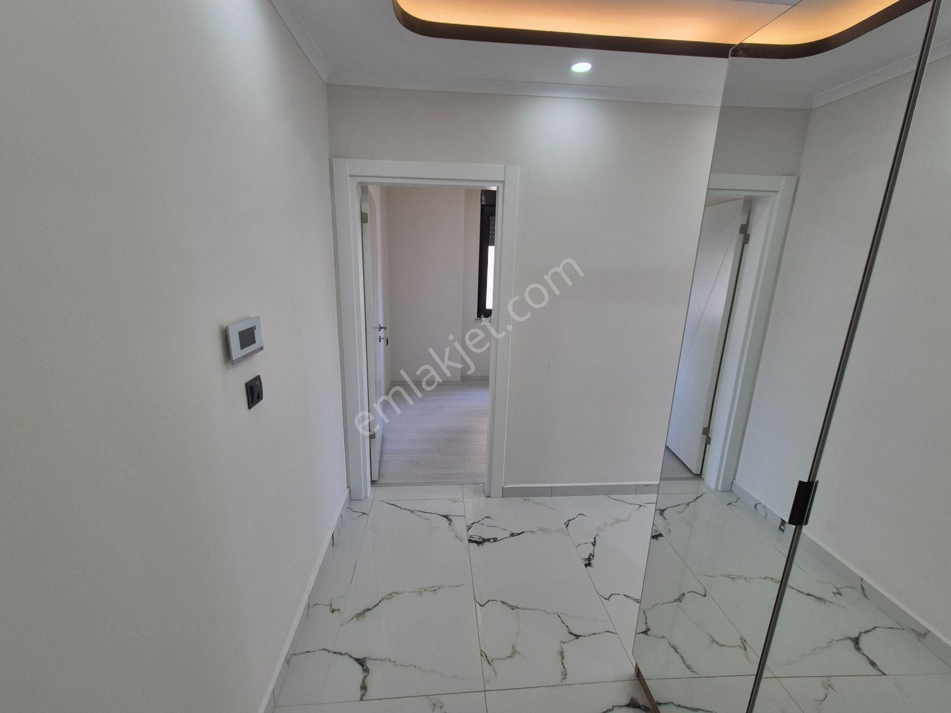 Akçay Artı Emlak'tan Altınkum'da Ebeveyn Banyolu 2+1 Lüks Daire - Görsel 14