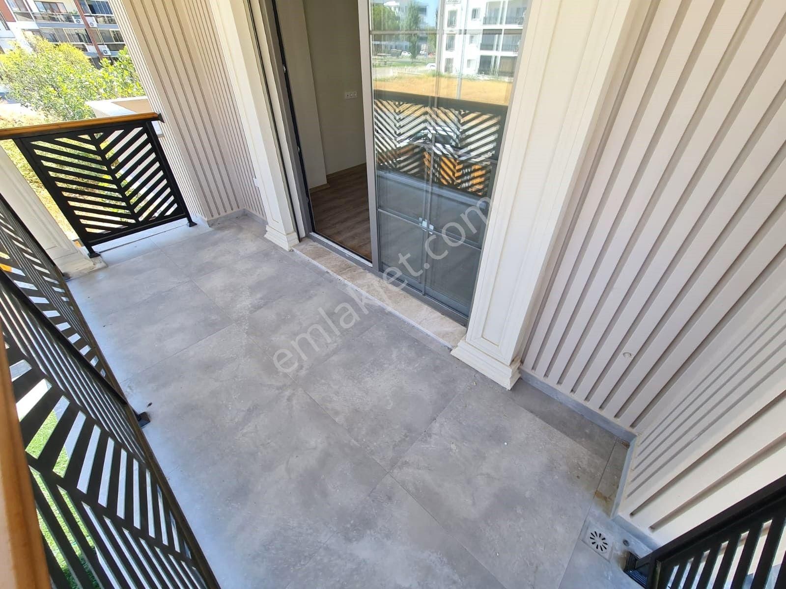 Akçay Artı Emlak'tan Cennetayağı'nda Satılık 6+2 Lüks Villa - Görsel 17