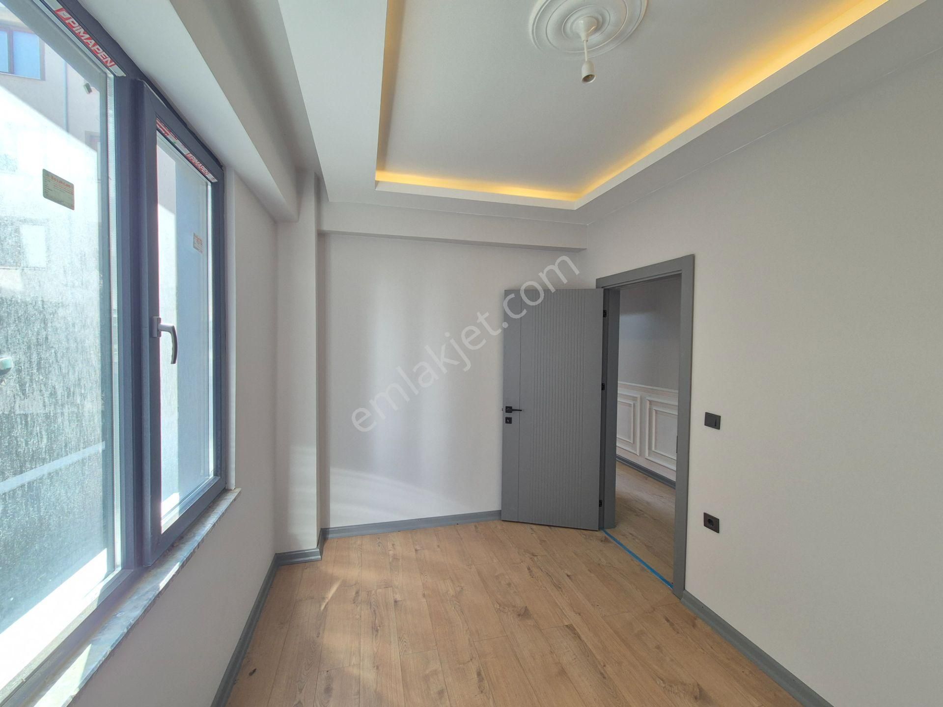 Akçay Artı Emlak'tan Altınkum'da Ebeveyn Banyolu 2+1 Lüks Daire - Görsel 16