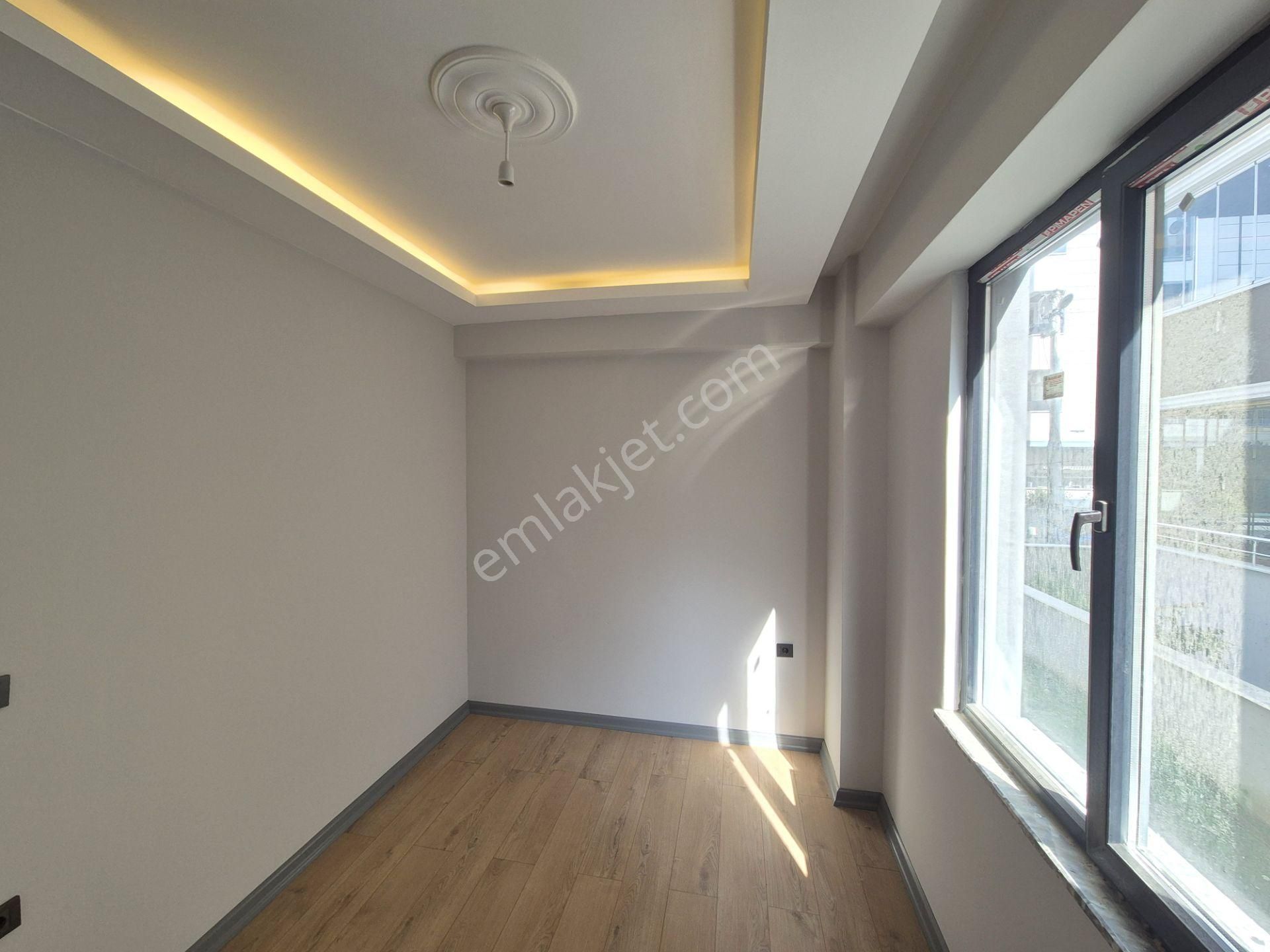 Akçay Artı Emlak'tan Altınkum'da Ebeveyn Banyolu 2+1 Lüks Daire - Görsel 14