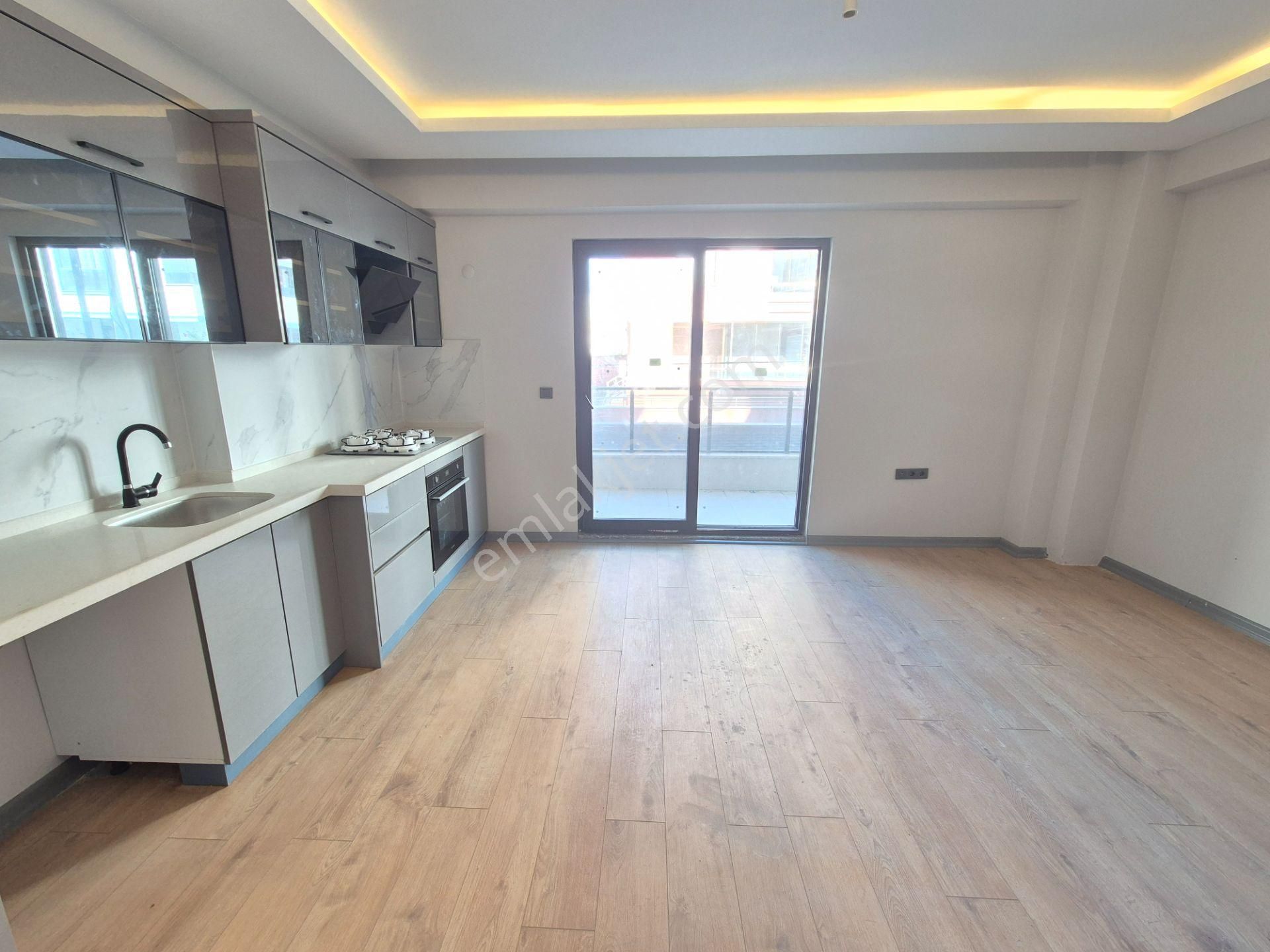 Akçay Artı Emlak'tan Altınkum'da Ebeveyn Banyolu 2+1 Lüks Daire - Görsel 2
