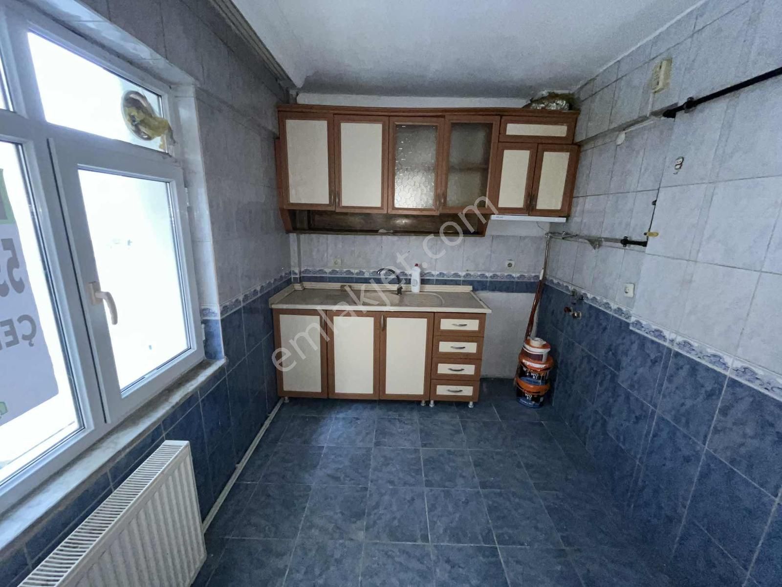 Salı Pazarı Merkezi Konumda 1+1