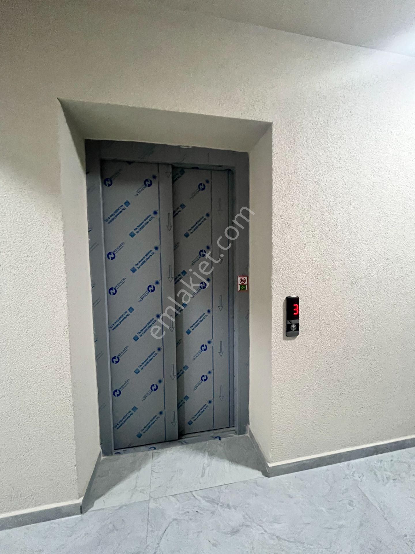 Oruç 242 Dumlupınar Mah. Satılık 2+1 Full Eşyalı Sıfır Daire - Görsel 3