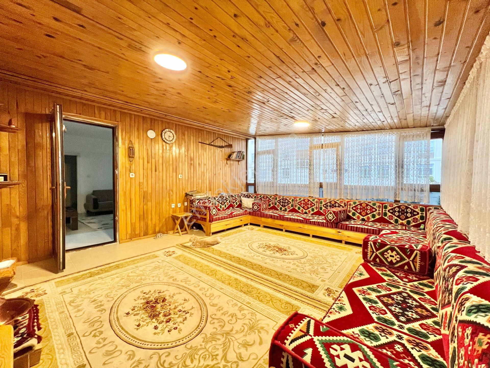 Pursaklar Mehmet Zengin Emlak'tan Merkezde Ful Yapılı Dubleks 2.kat 4+1 Daire - Görsel 6