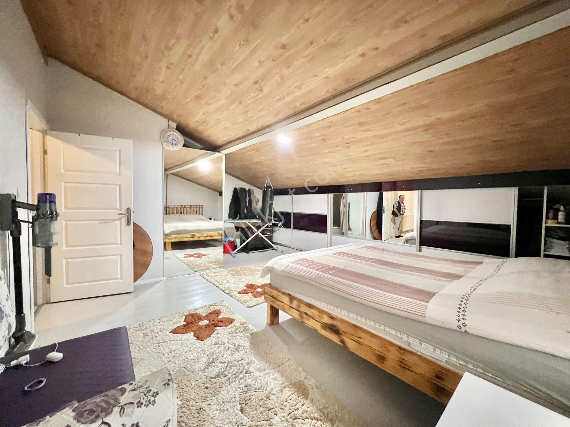 Pursaklar Mehmet Zengin Emlak'tan Merkezde Ful Yapılı Dubleks 2.kat 4+1 Daire - Görsel 17