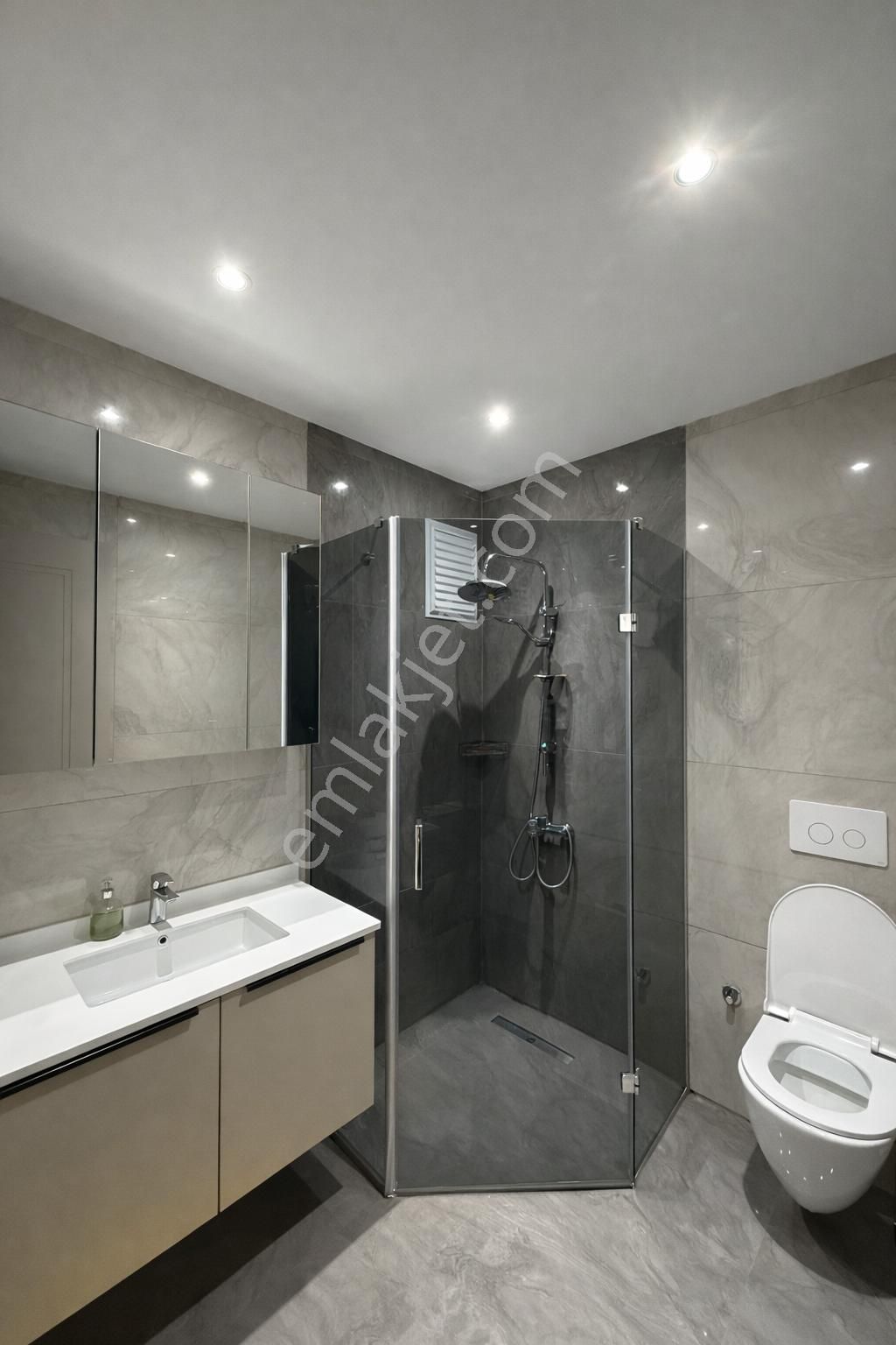 Cb Vizyon'dan Konum Eryaman'da 4+1 Satılık Daire - Görsel 16