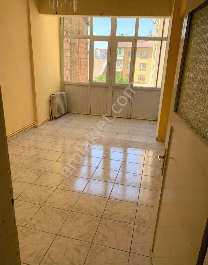 Gazi Cad Kiralık Daire - Görsel 9