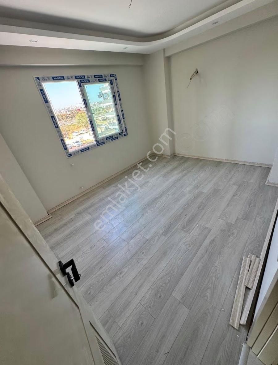 Ugur Kaya Emlaktan Saricam Elifsu Uludag Mah 3+1 K Mutfak Satlik - Görsel 8