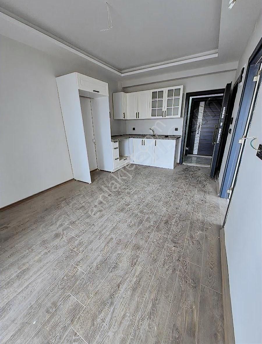 Sarıçam Gültepe Mahallesi'nde Satılık 1+1 Daire İskanlı