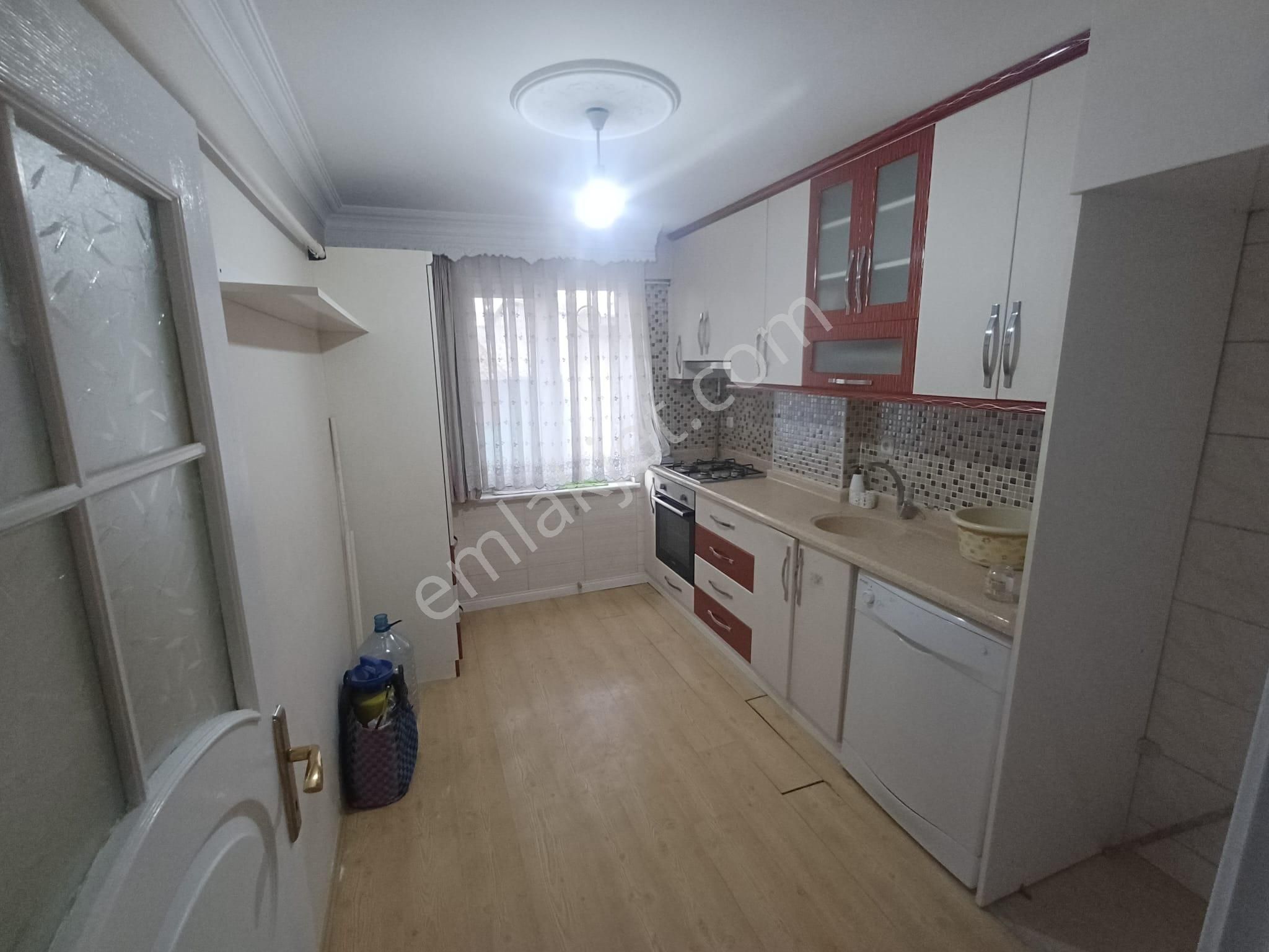 Emek'te Hemen Taşınmaya Uygun 3+1 Kiralık - Görsel 11