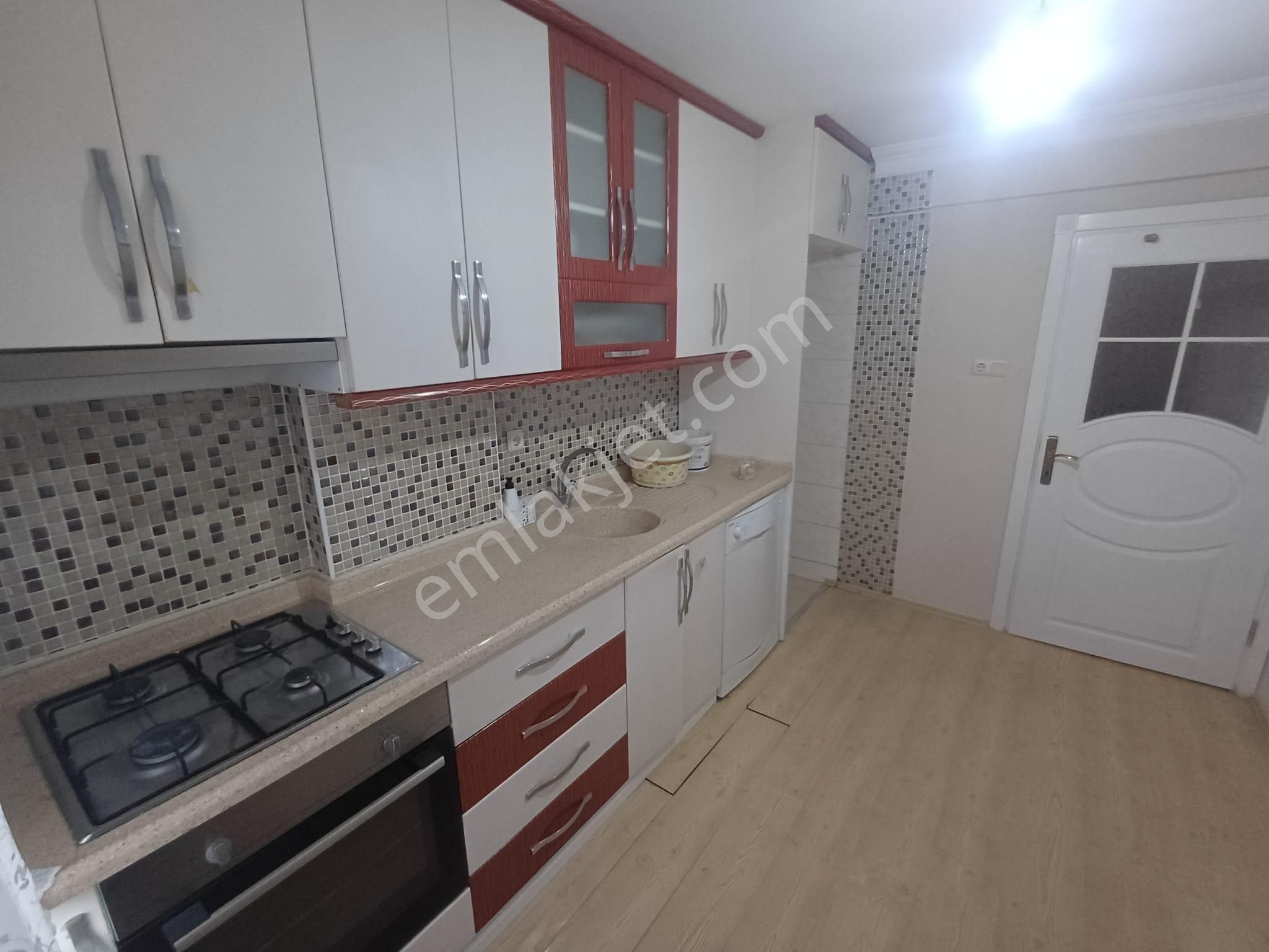 Emek'te Hemen Taşınmaya Uygun 3+1 Kiralık - Görsel 10