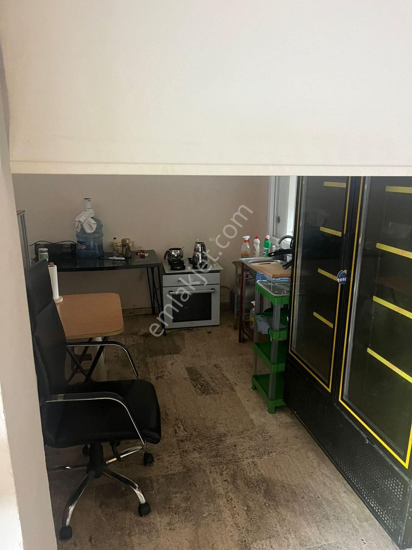 Meydankavağı Lüks Site İçinde Devren Kiralık Market - Görsel 11