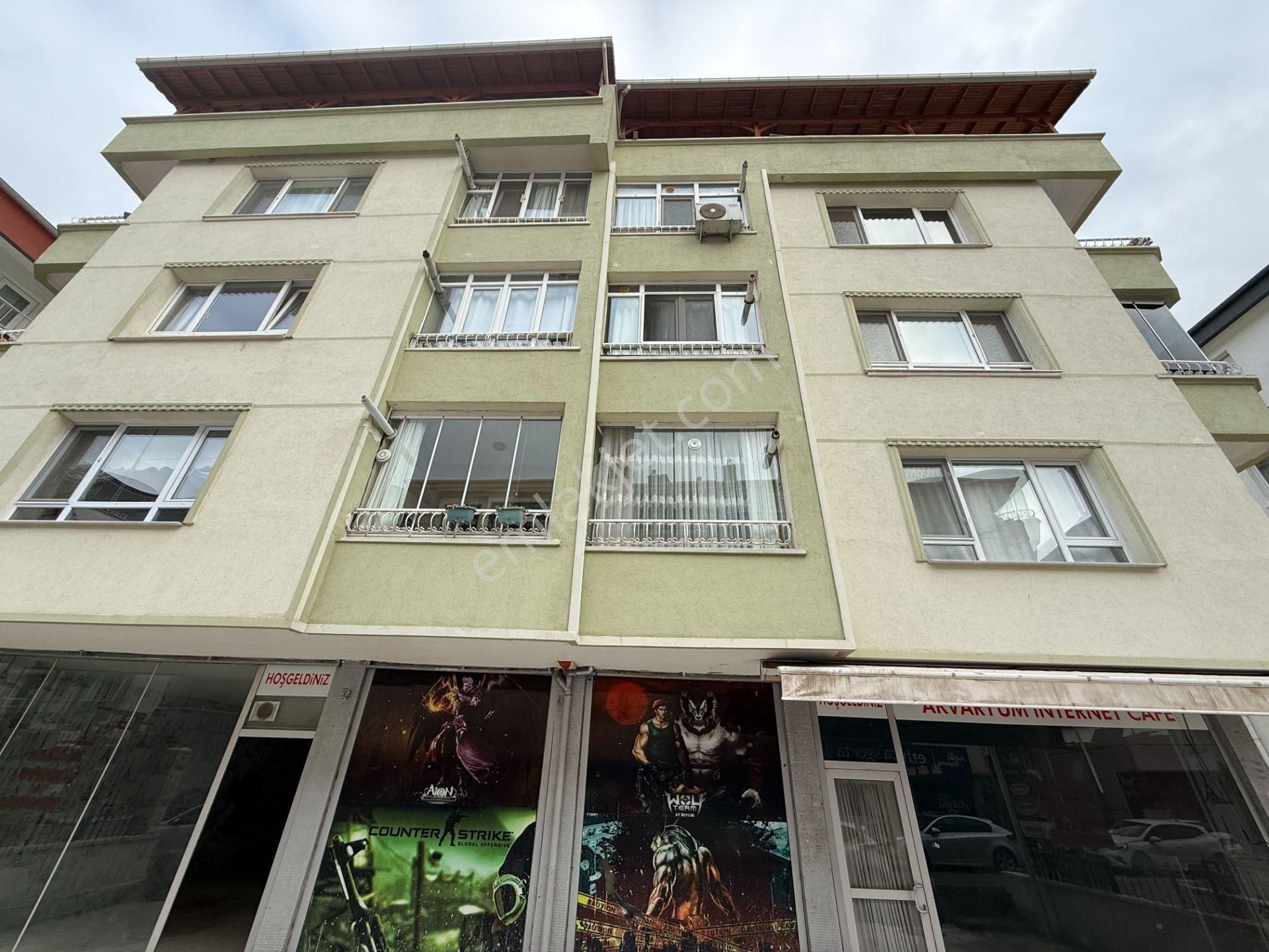 Cb Vizyon'dan Etimesgutta Cadde Cepheli Dükkan