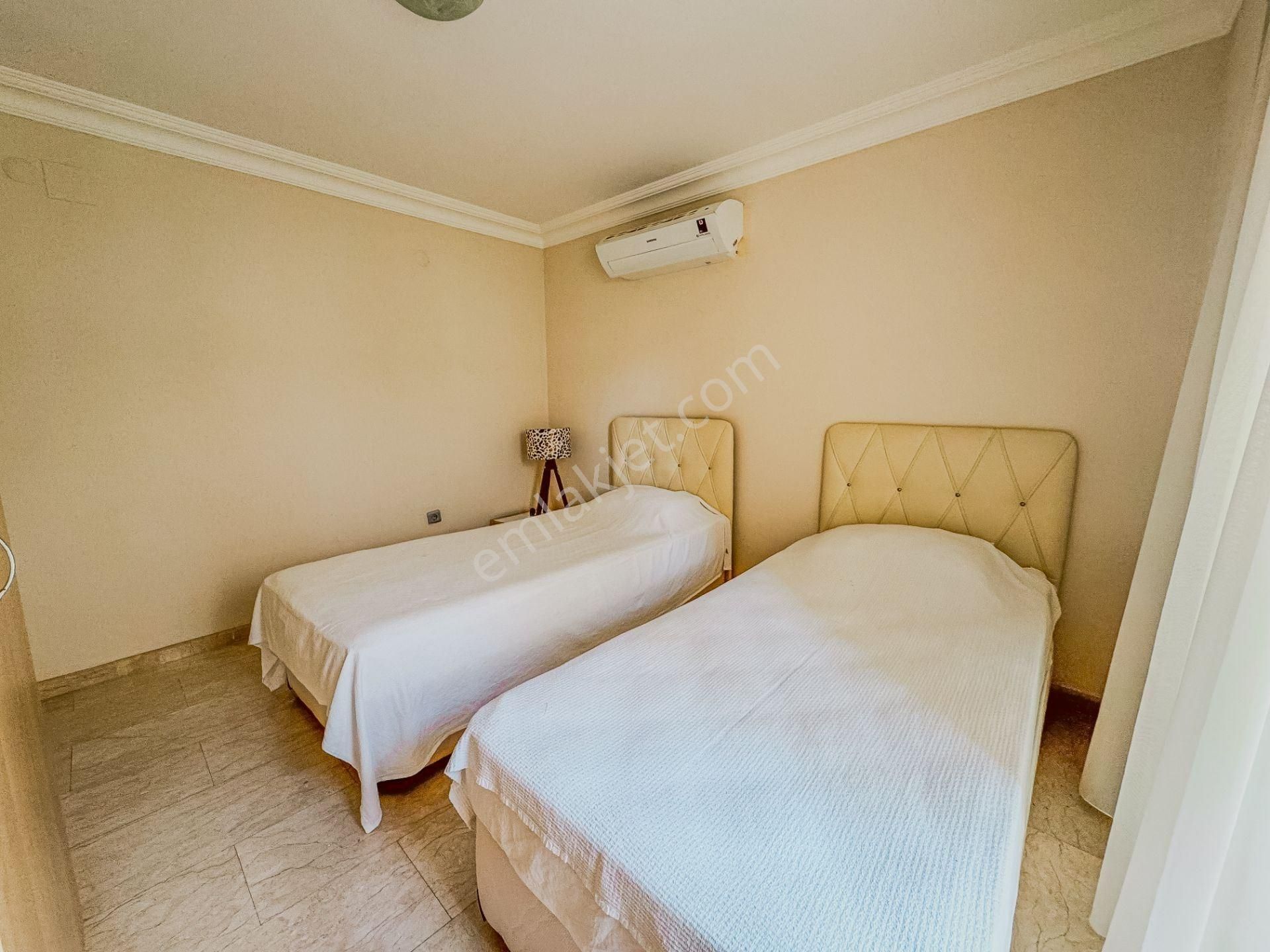 Alanya Tepe’de Muhteşem Manzaralı Havuzlu 4+1 Lüks Villa - Görsel 18