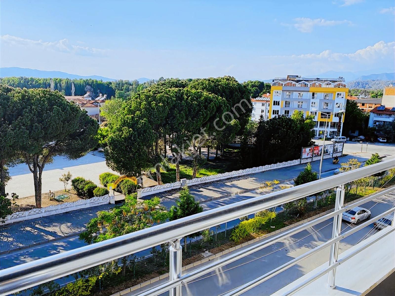 Dalaman Hürriyet Mah.de Satılık Eşyalı Yeni 1+1 - Görsel 3