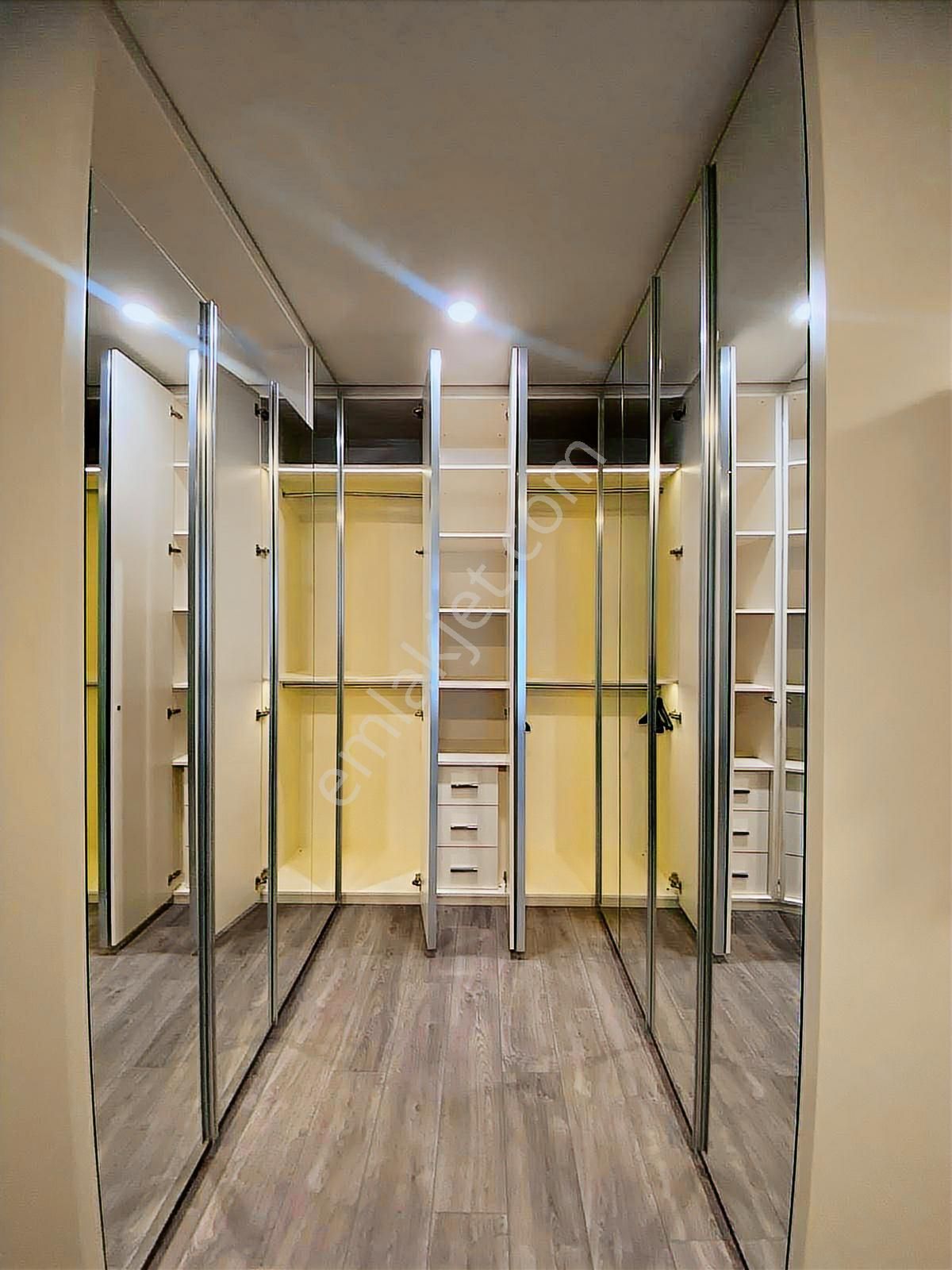 İstmarina Kiralık 3,5+1 Kısmi Eşyalı Özel Dekorasyonlu - Görsel 24