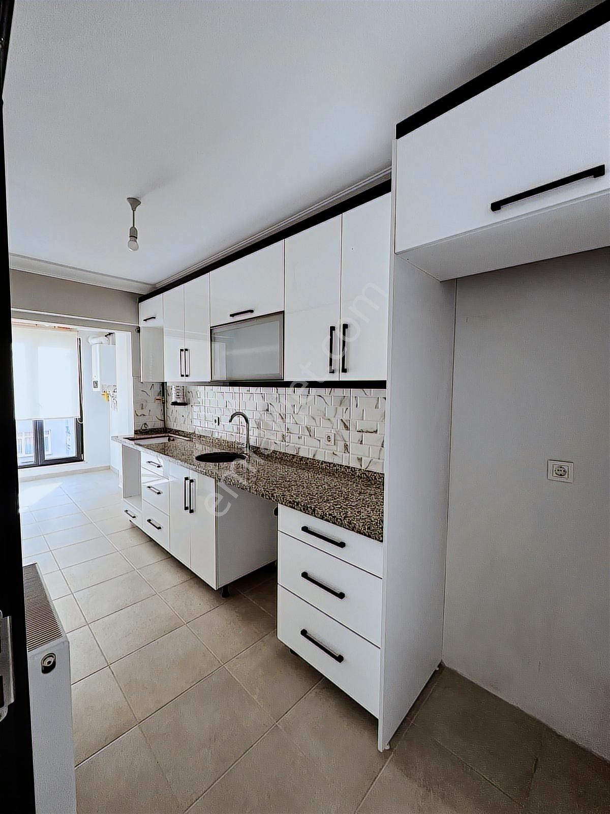 Ümraniye Çarşının Merkezinde Metroya Yürüme 3 Dk Yeni Daire - Görsel 34