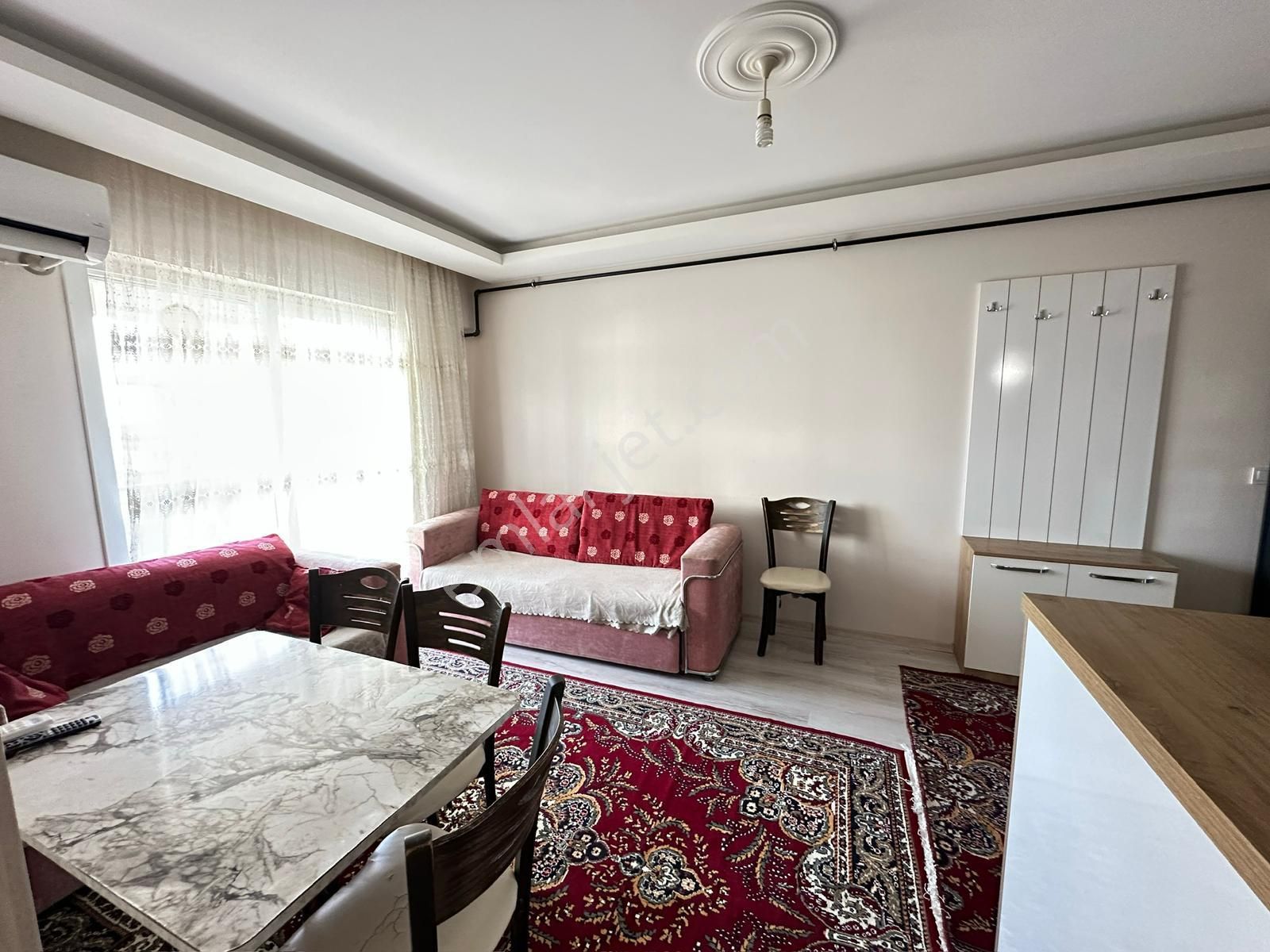 Seyrek'te Merkezi Konum Da Doğalgazlı Klimalı 1+1 Eşyalı Kiralık Daire - Görsel 8