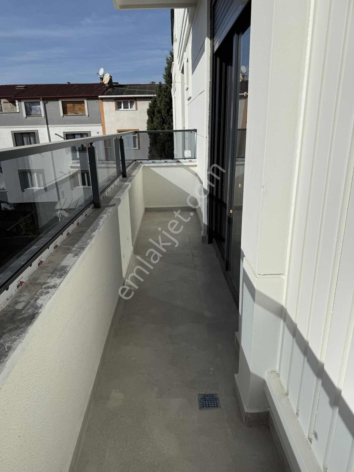 Bayramoğlu Mh. Ultra Lüks Yerden Isıtmalı Ferah 3+1 Dubleks - Görsel 6