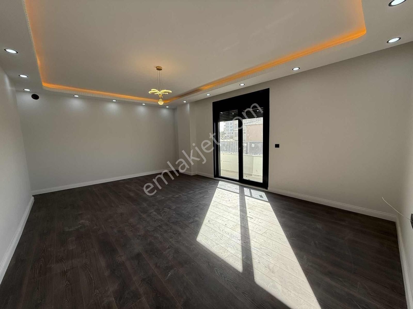 Bayramoğlu Mh. Ultra Lüks Yerden Isıtmalı Ferah 3+1 Dubleks - Görsel 12