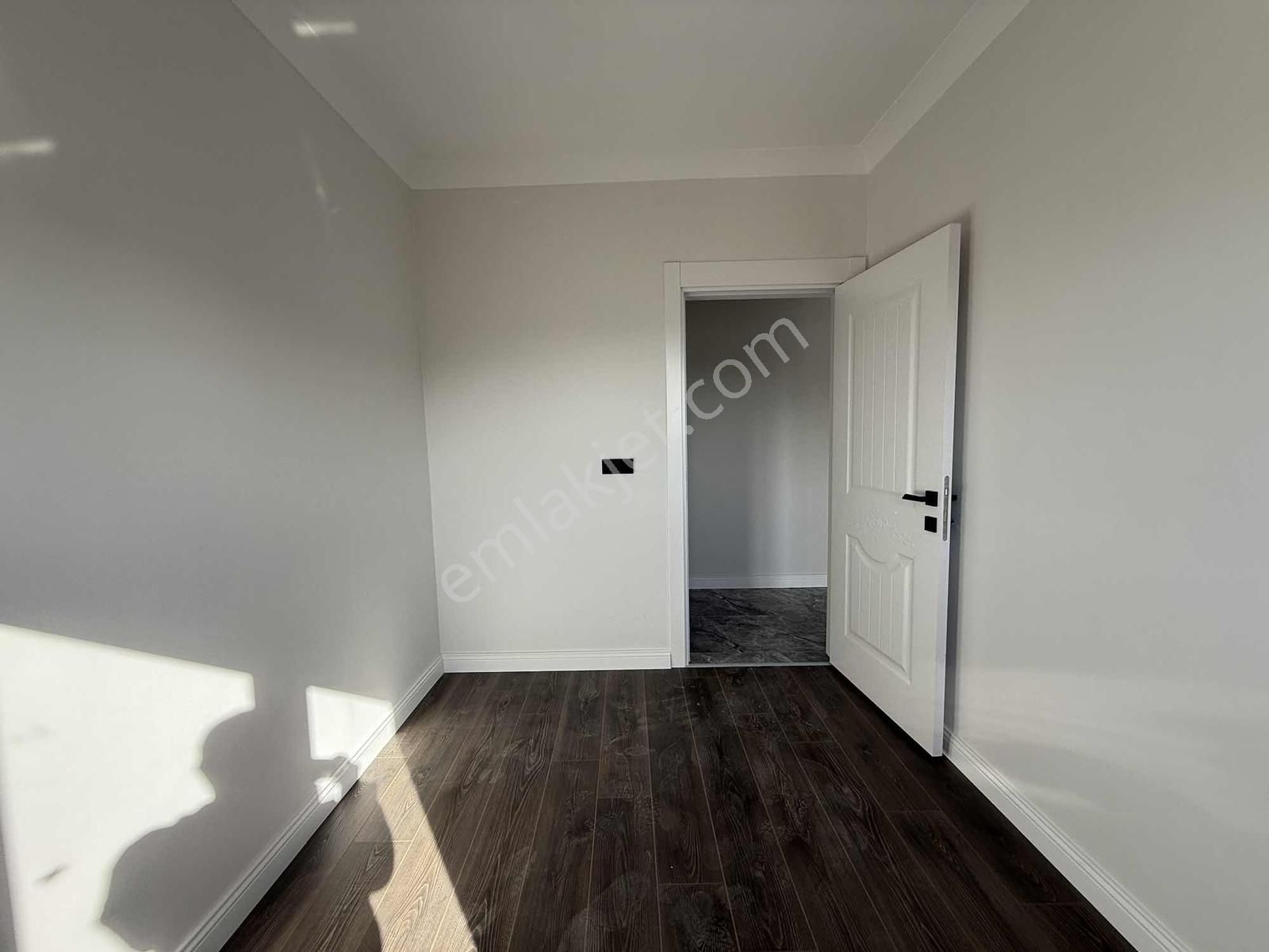 Bayramoğlu Mh. Ultra Lüks Yerden Isıtmalı Ferah 3+1 Dubleks - Görsel 4