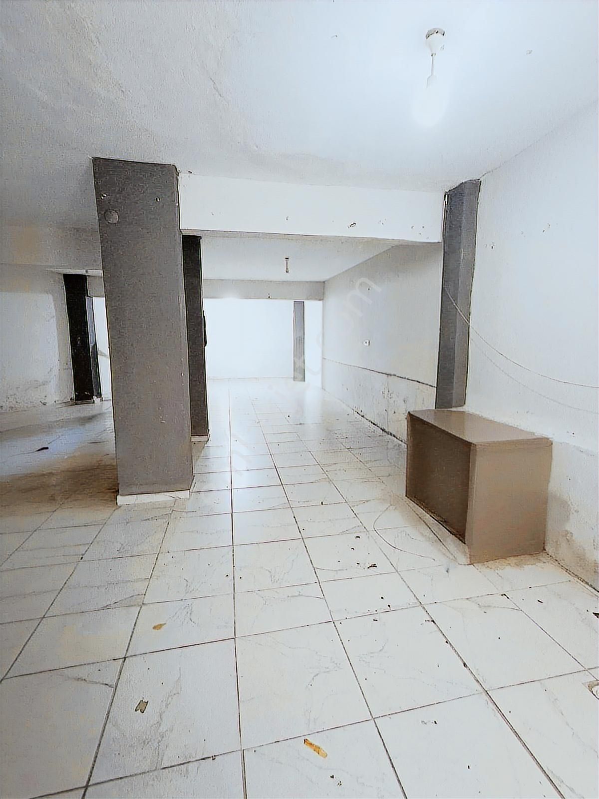 Torunlar Kiralık Yenimah İmalathane Depo İşyerine Uygun Dükkan - Görsel 3