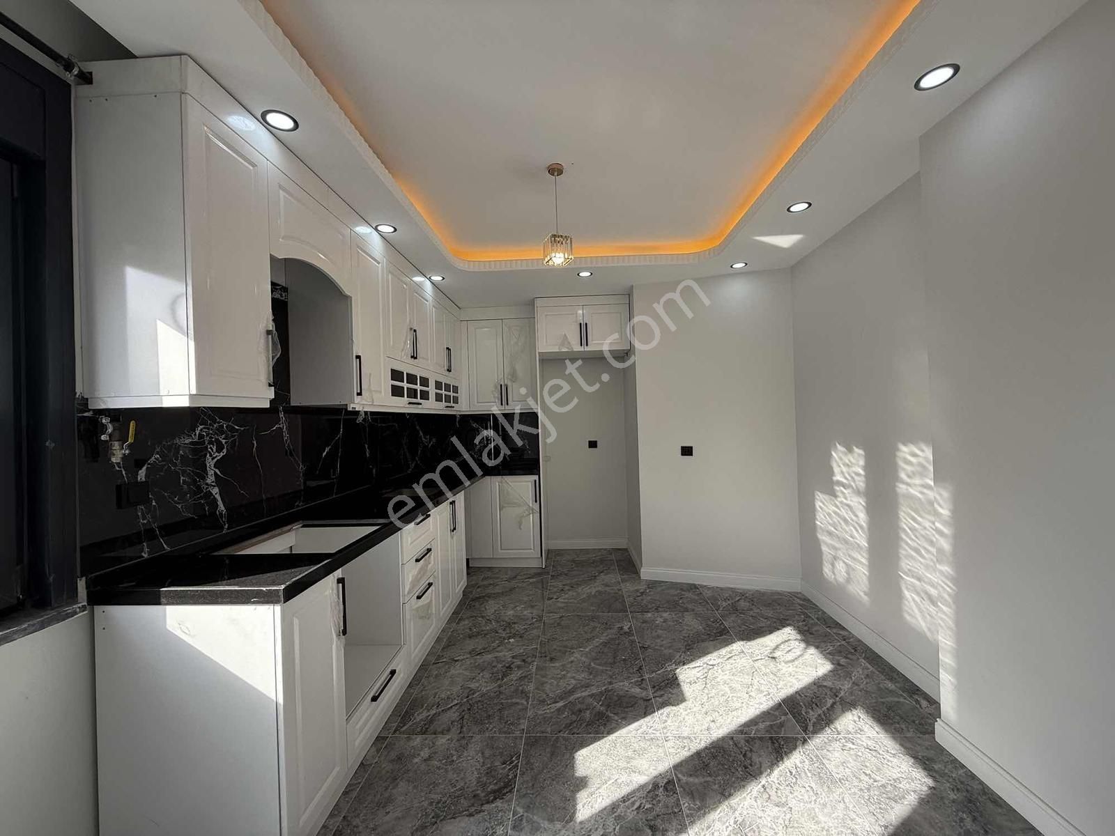 Konum Emlaktan Balyanoz Koyuna Yakın Lüks Bahçe Dubleks - Görsel 26