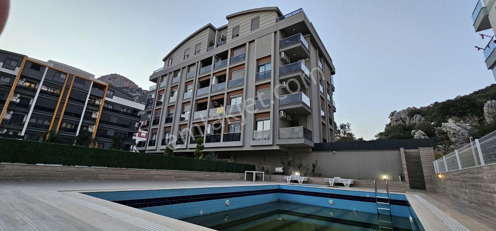 1 + 1 Eşyasız Sıfır Kiralık Daire - Görsel 12
