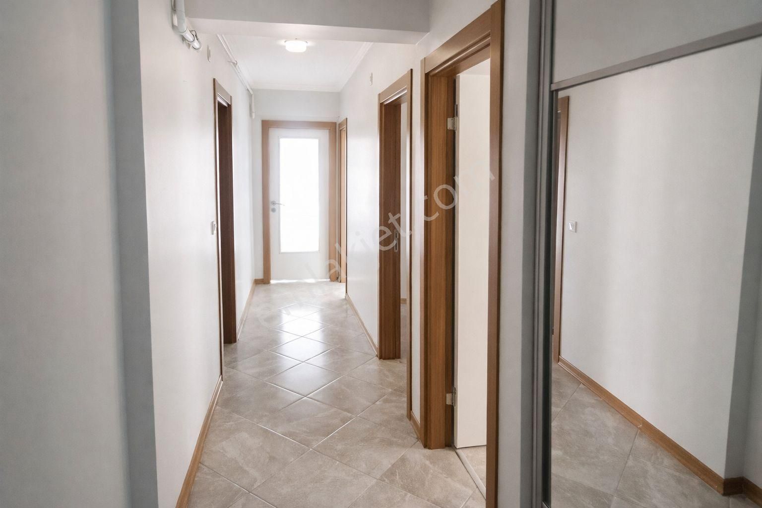 Remax Land'ten Algur Rezidansta Ferah Aydınlık 2+1 Fırsat Daire - Görsel 10