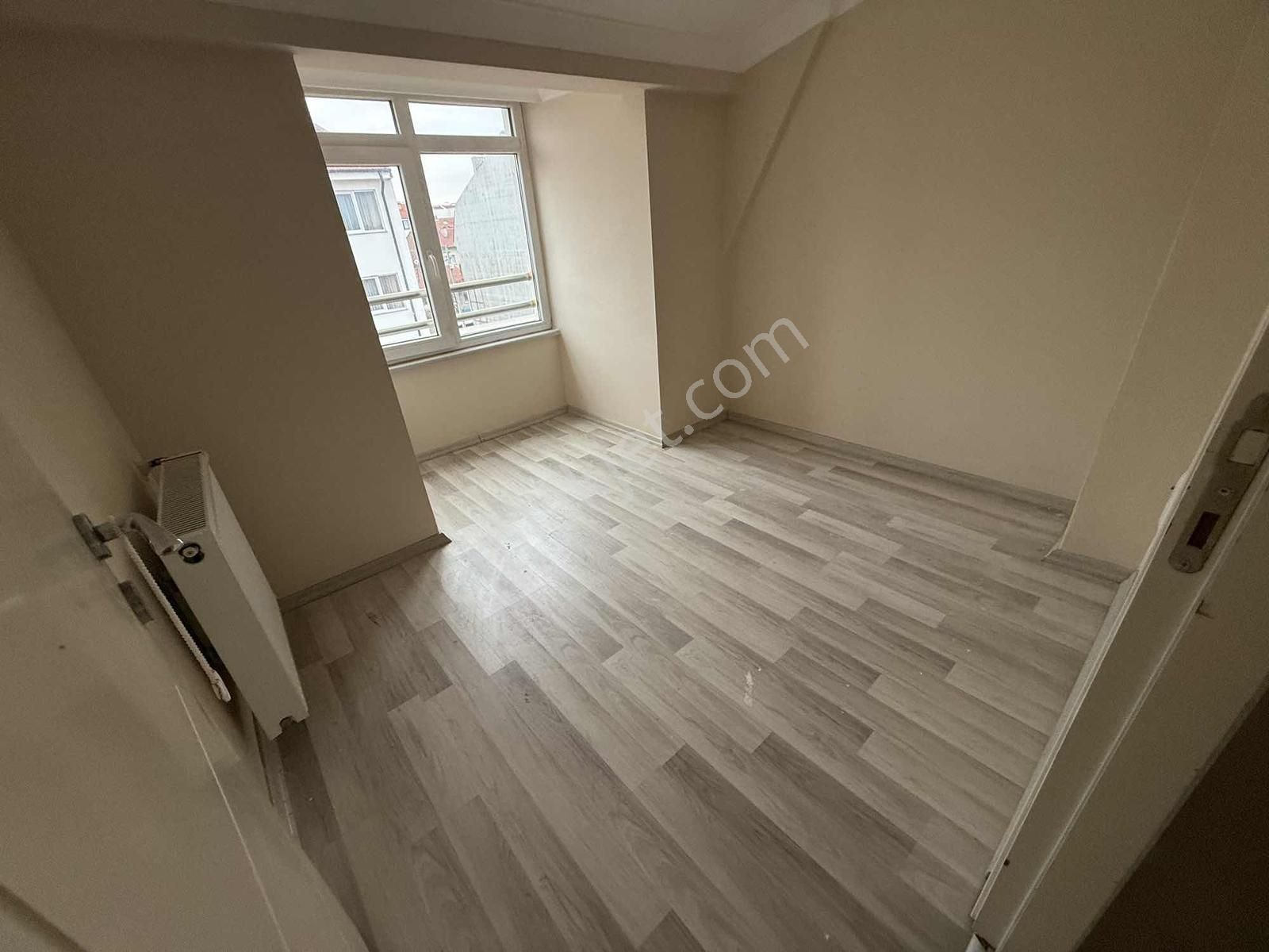 Yeşiltepe Mahallesi Anadolu Üni Yakını Dubleks Kiralık 2+0 Daire - Görsel 11