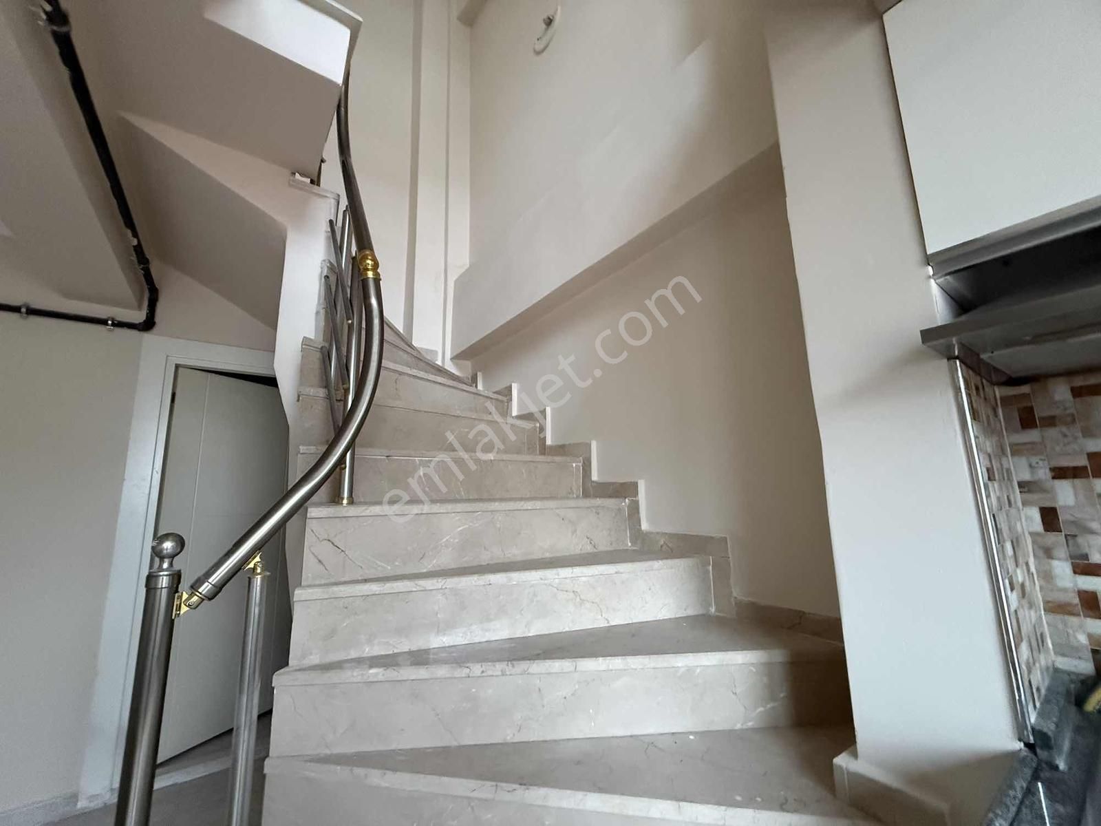 Yeşiltepe Mahallesi Anadolu Üni Yakını Dubleks Kiralık 2+0 Daire - Görsel 24