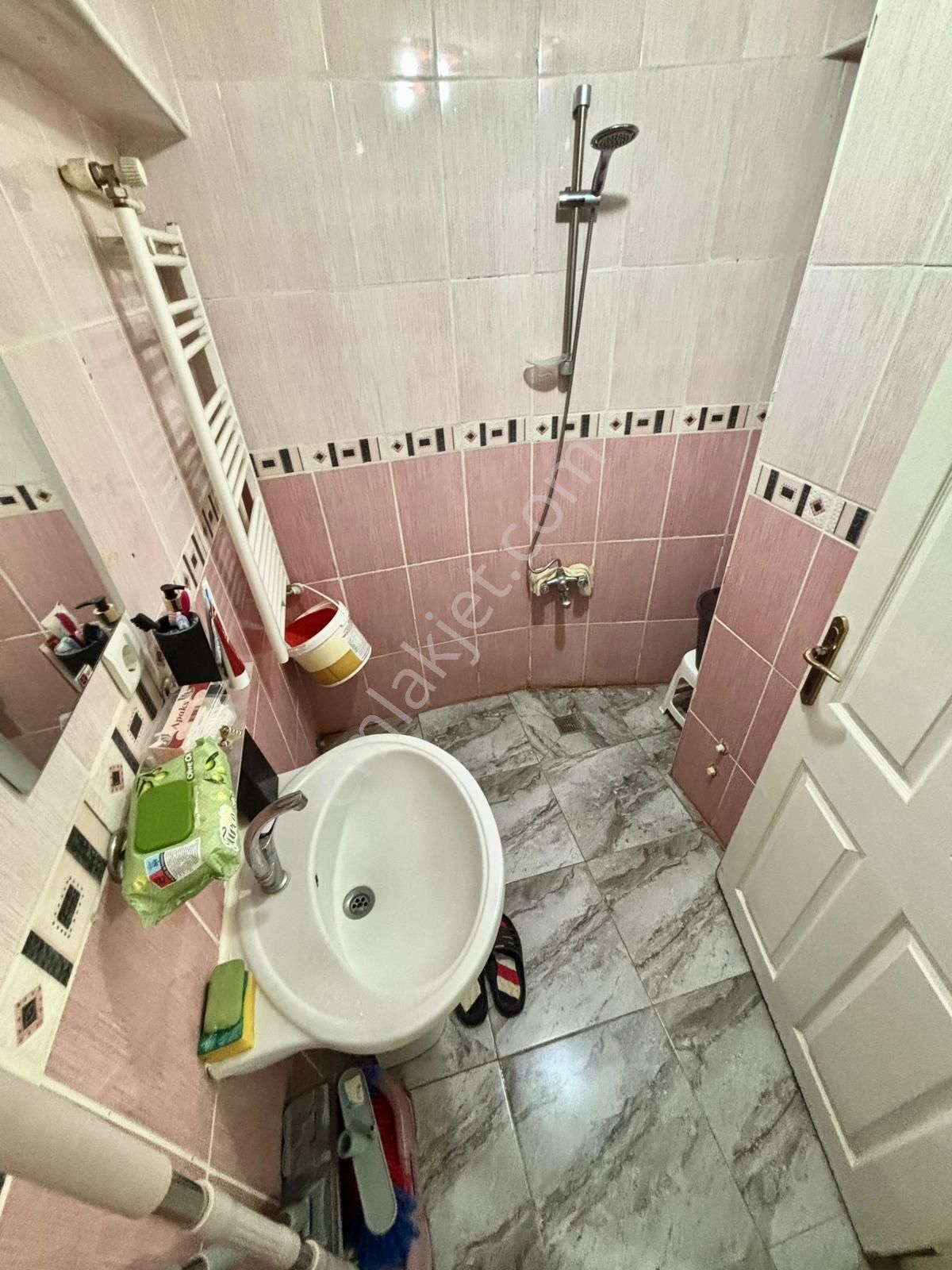 Ufuktepe Kanunide Kiracılı *** Hazır Getirili 2+1 - Görsel 14