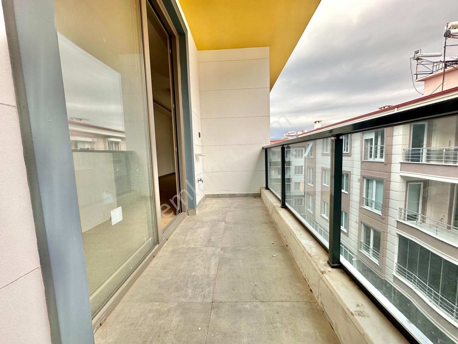 ꧁akçay Ay Emlak'tan꧂ Çift Asansörlü Denize Yakın Ada Mutfaklı Satılık 2+1 Dublex Daire - Görsel 14