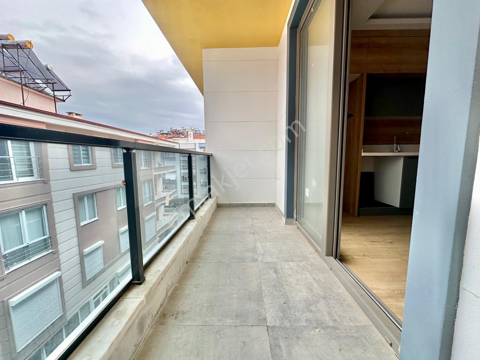 ꧁akçay Ay Emlak'tan꧂ Çift Asansörlü Denize Yakın Ada Mutfaklı Satılık 2+1 Dublex Daire - Görsel 20