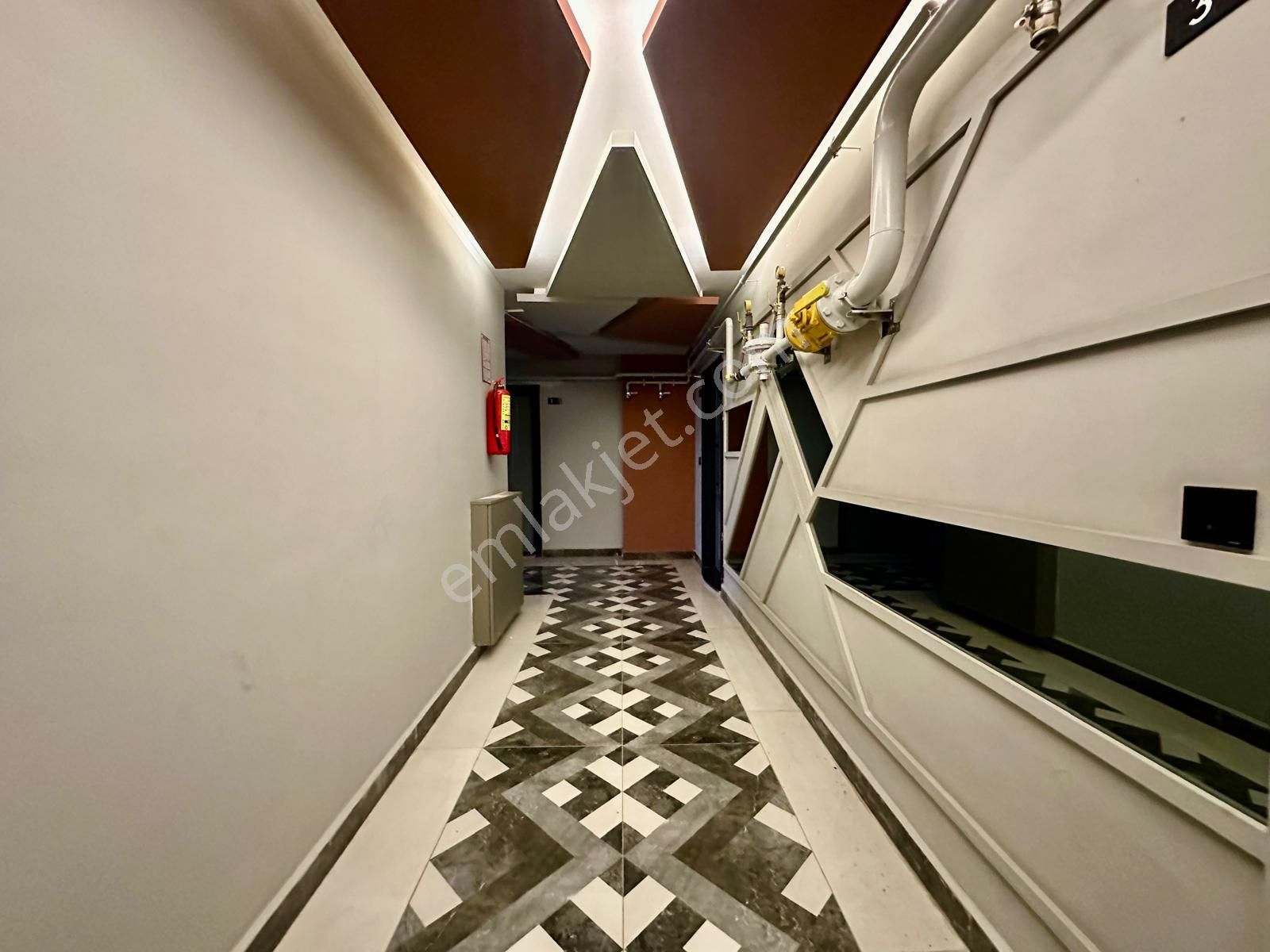 ꧁akçay Ay Emlak'tan꧂ Çift Asansörlü Denize Yakın Ada Mutfaklı Satılık 2+1 Dublex Daire - Görsel 4